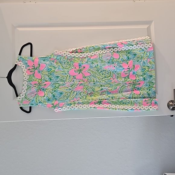 Lilly Pulitzer size 8 - Picture 4 of 4